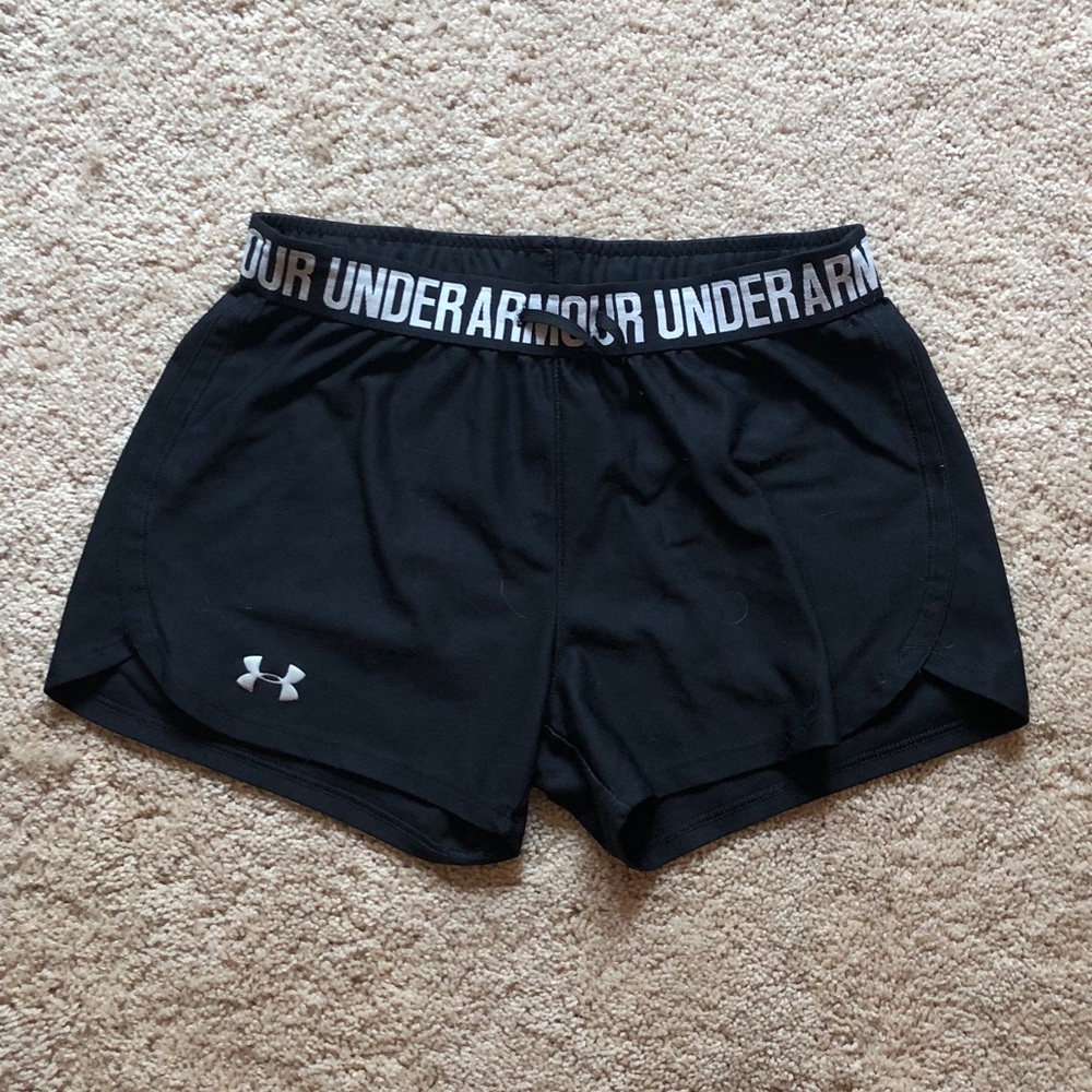 Black Under Armour athletic shorts (XS)